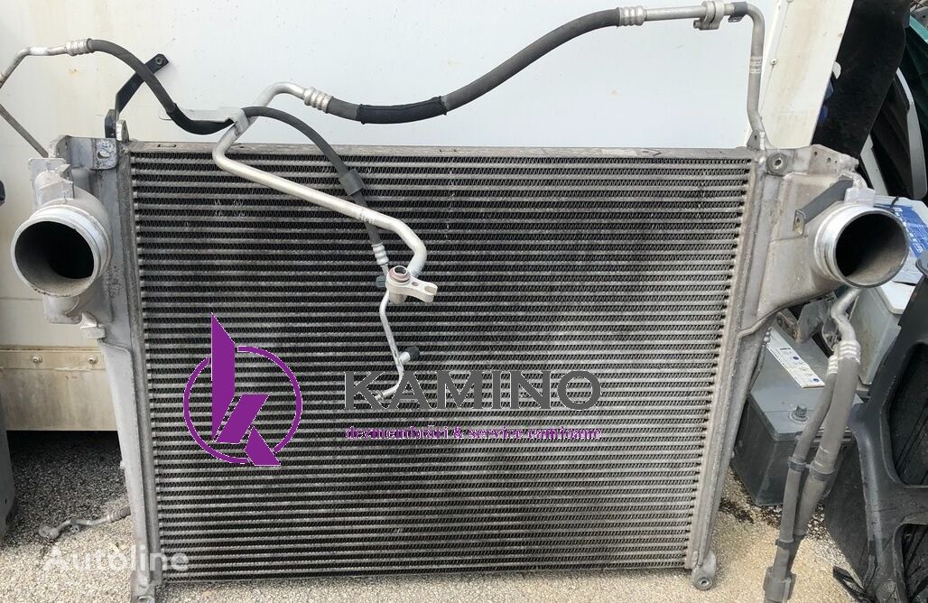 hladilnik polnilnega zraka Radiator intercooler Mercedes Actros MP4 za vlačilec Mercedes-Benz Actros MP4