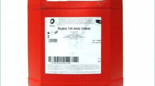 motorno olje Total RUBIA 8900 za tovornjak