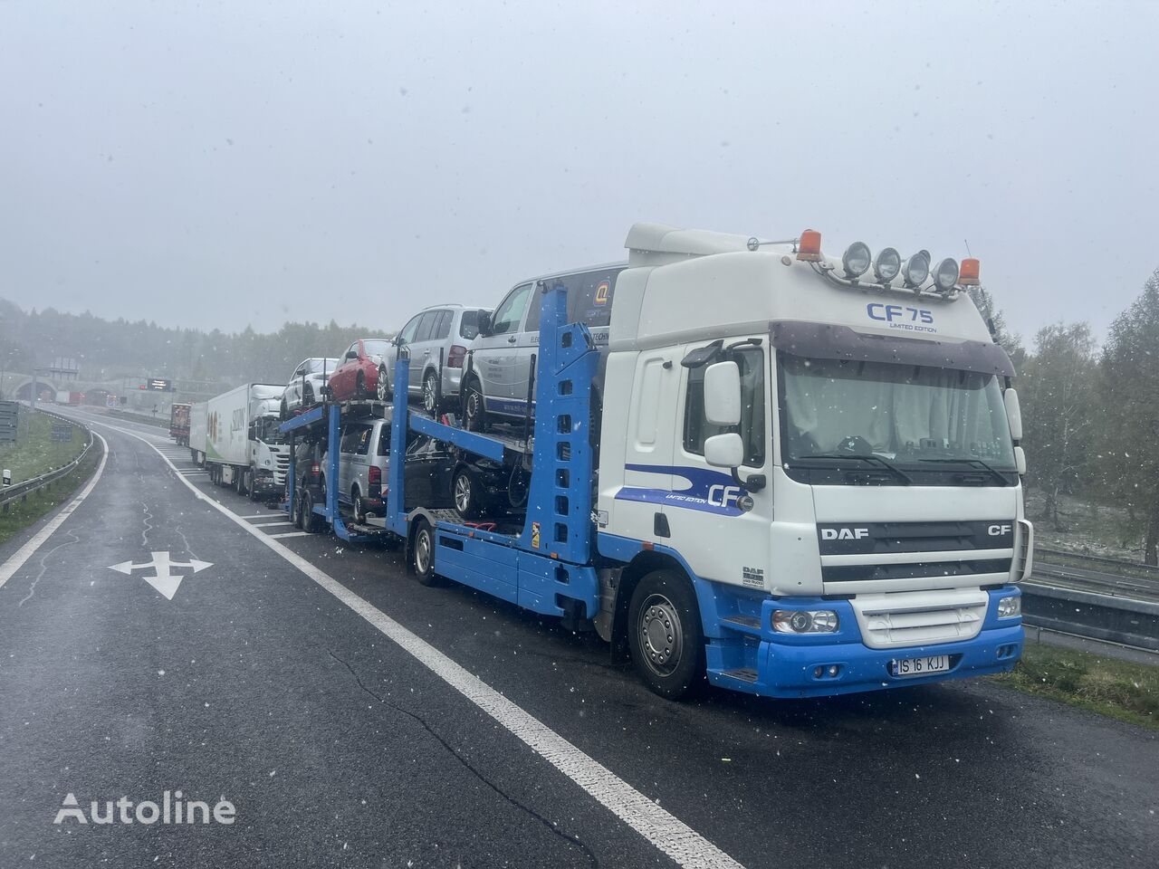 tovornjak avtotransporter DAF Cf + prikolica avtotransporter