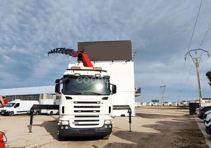 tovornjak tovorna ploščad Scania R 420 Flatbed + crane HMF 2820