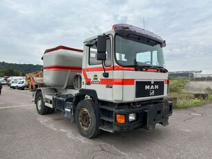 tovornjak za prevoz cementa MAN 19.403 FK