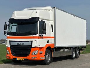 tovornjak zabojnik DAF CF 440. 26. EURO6. Bakwagen met Laadklep