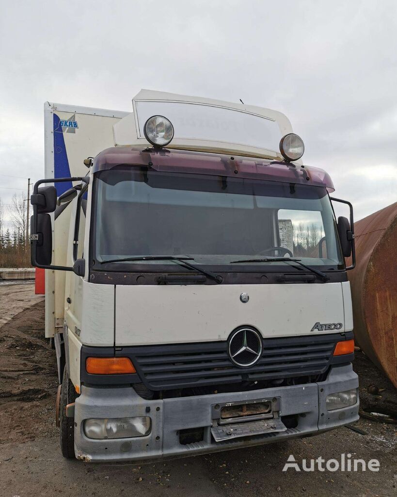 tovornjak zabojnik Mercedes-Benz 1217 za dele