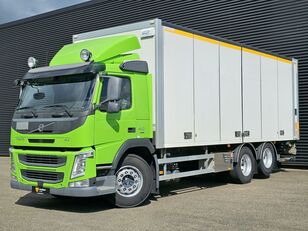 tovornjak zabojnik Volvo FM 410 6x2 / SIDE DOARS / LIFT / ISOLATED