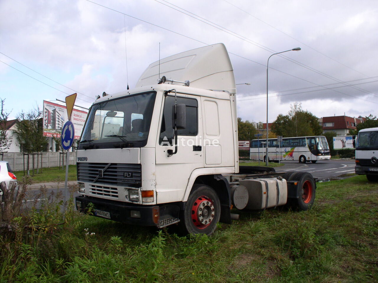 vlačilec Volvo FL7