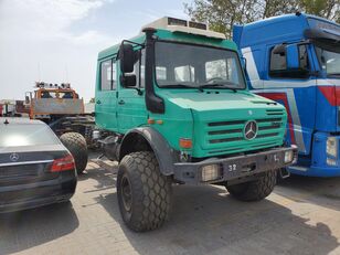 vojaški tovornjak Mercedes-Benz Unimog U4000